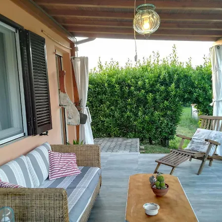 La Casina Marina Feriehus Marina di Campo